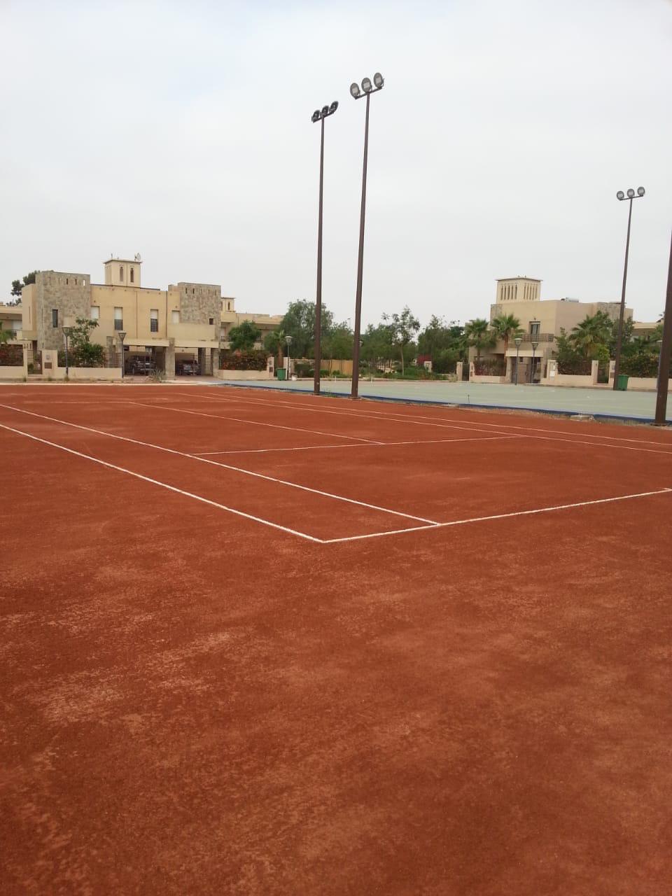 Gazon Artificiel pour Terrains de Tennis au Maroc